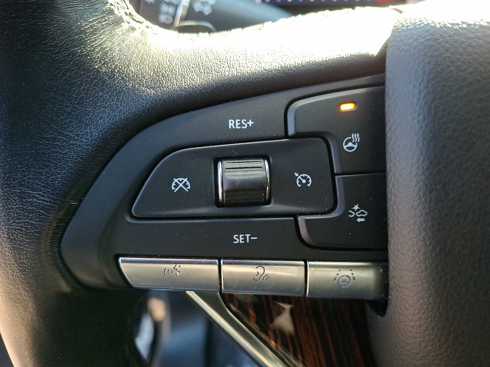 2023 Cadillac Escalade 4WD 4dr Premium Luxury