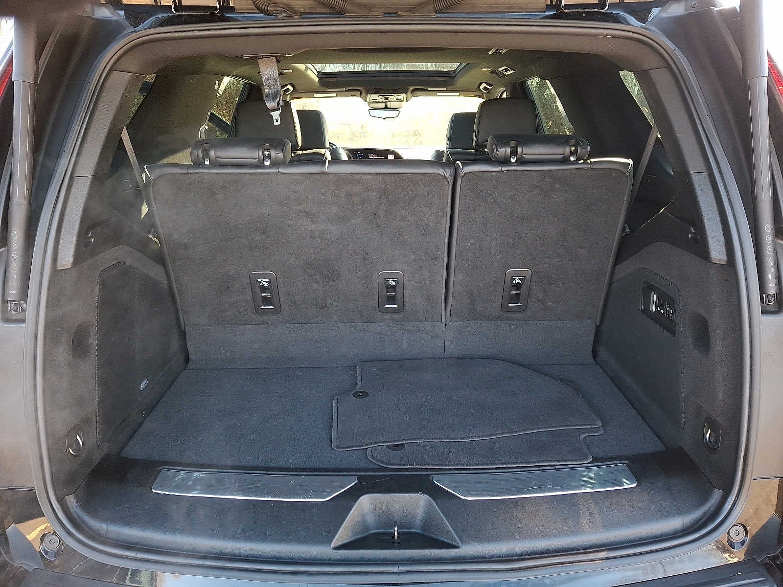 2023 Cadillac Escalade 4WD 4dr Premium Luxury