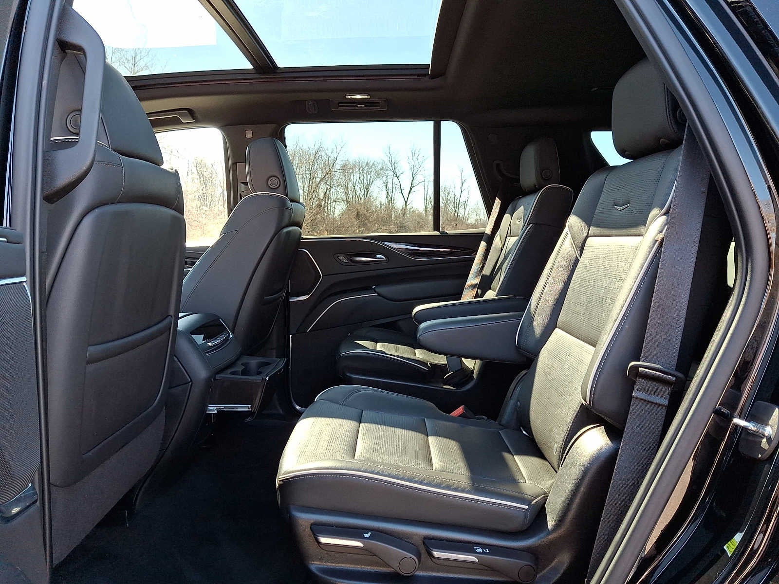 2022 Cadillac Escalade 4WD 4dr Sport