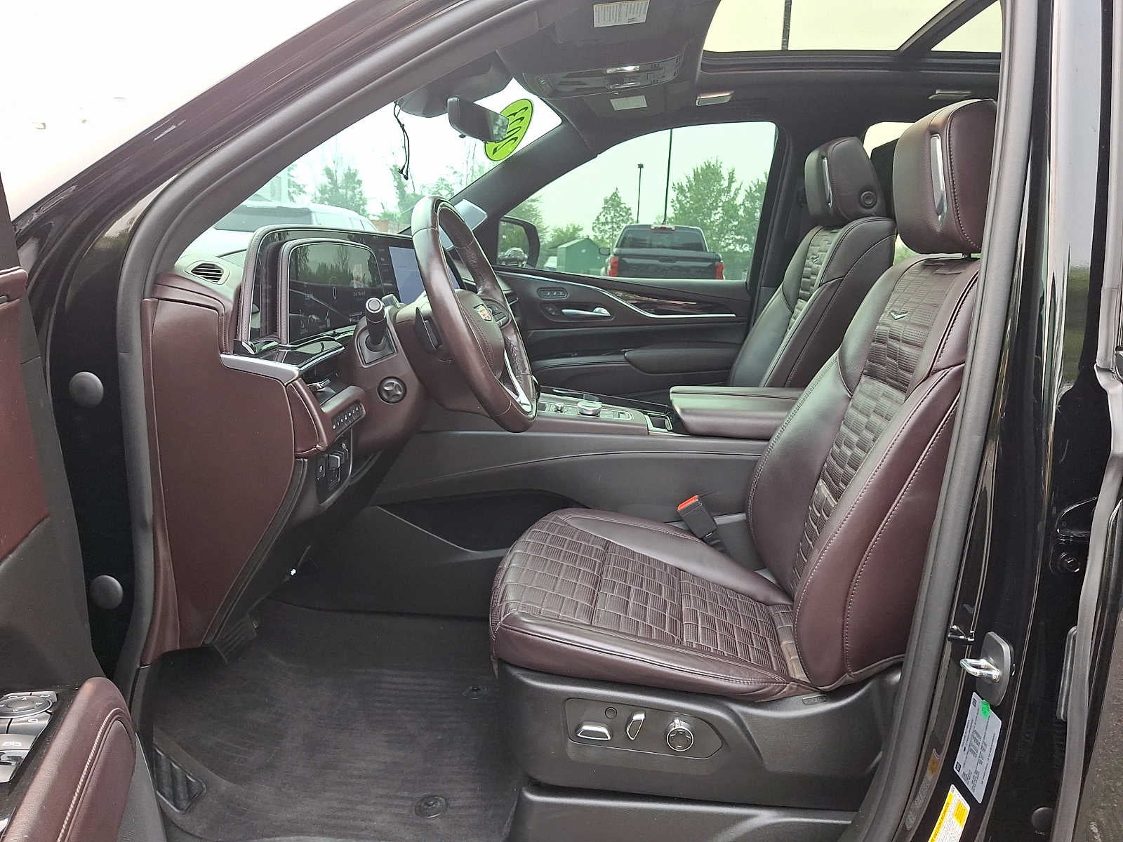 2023 Cadillac Escalade 4WD 4dr Sport Platinum