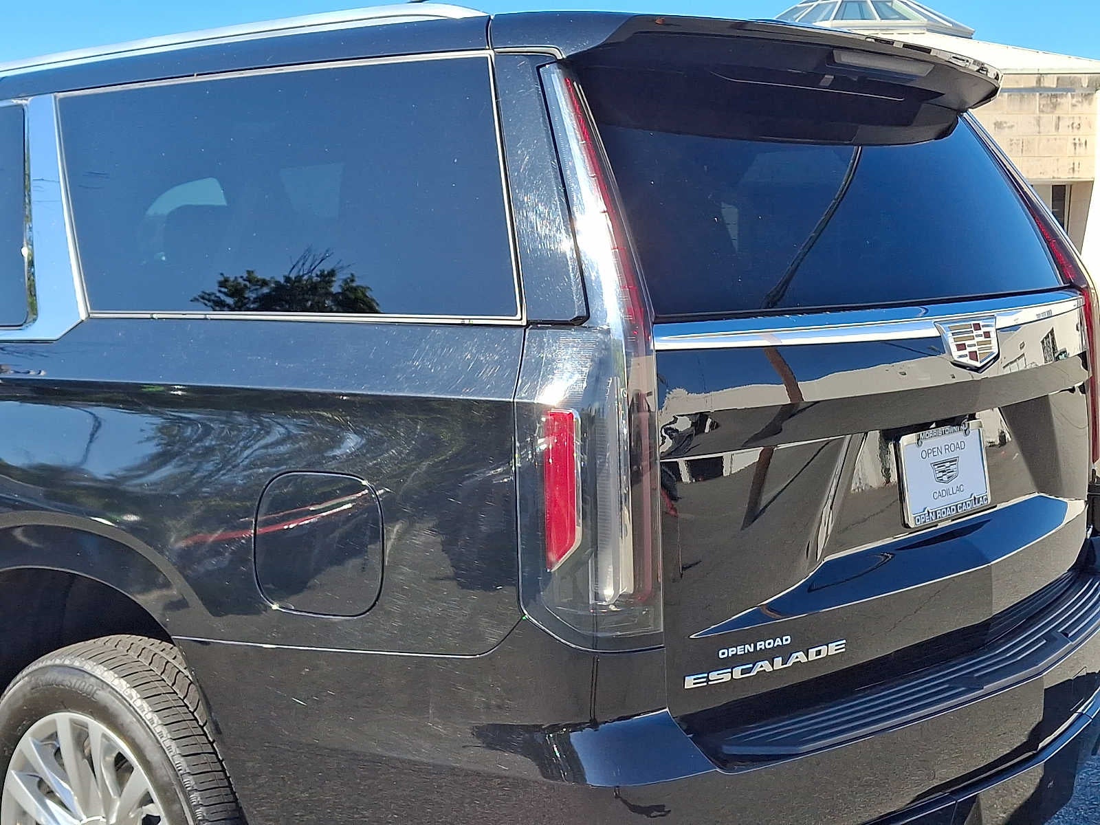 2024 Cadillac Escalade ESV 4WD 4dr Luxury