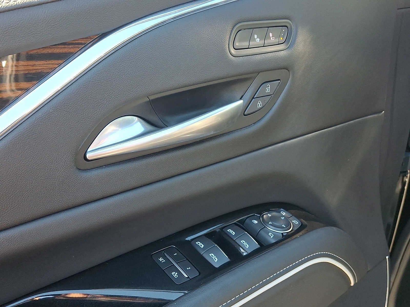 2024 Cadillac Escalade ESV 4WD 4dr Luxury