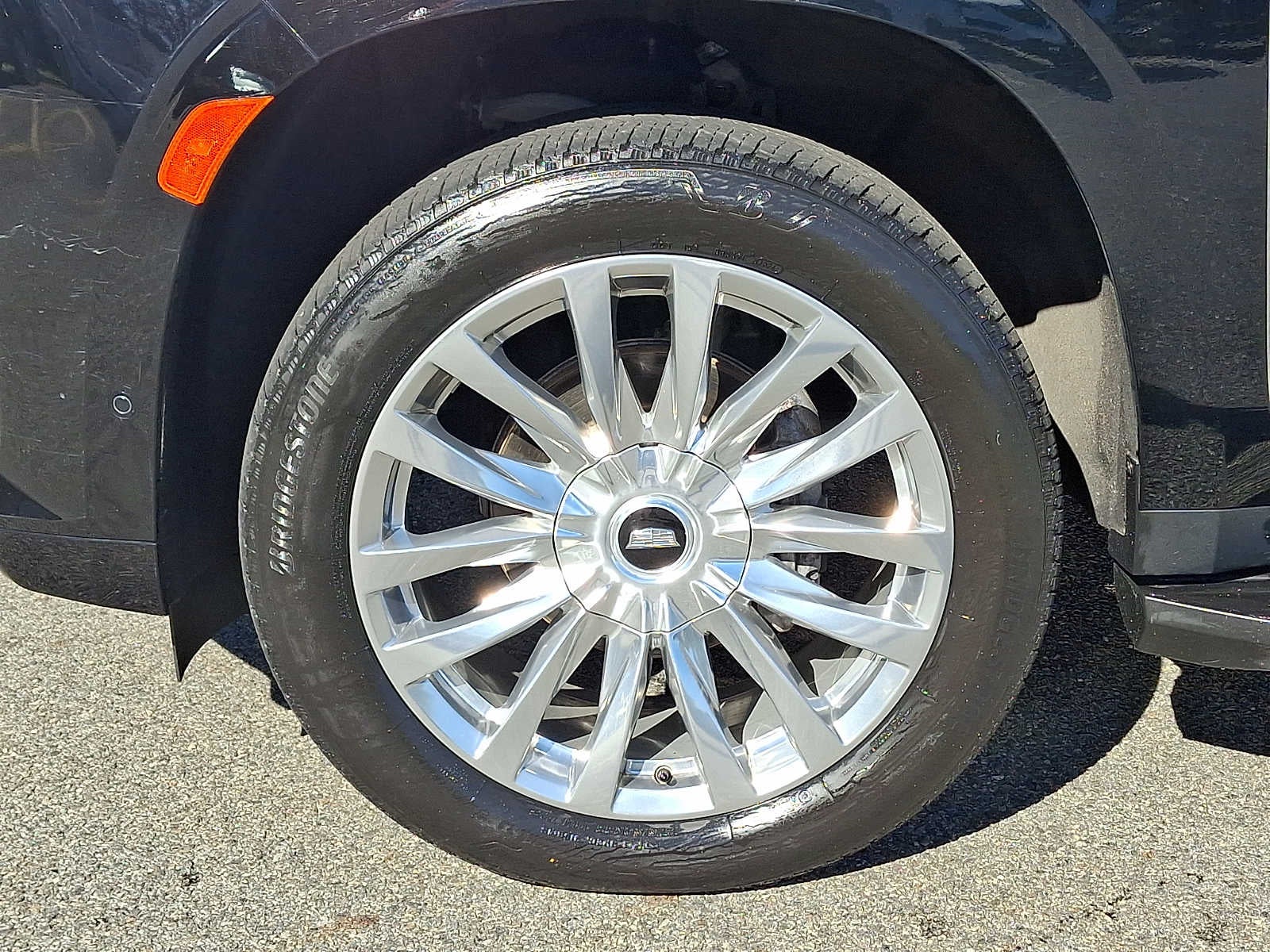 2024 Cadillac Escalade ESV 4WD 4dr Premium Luxury
