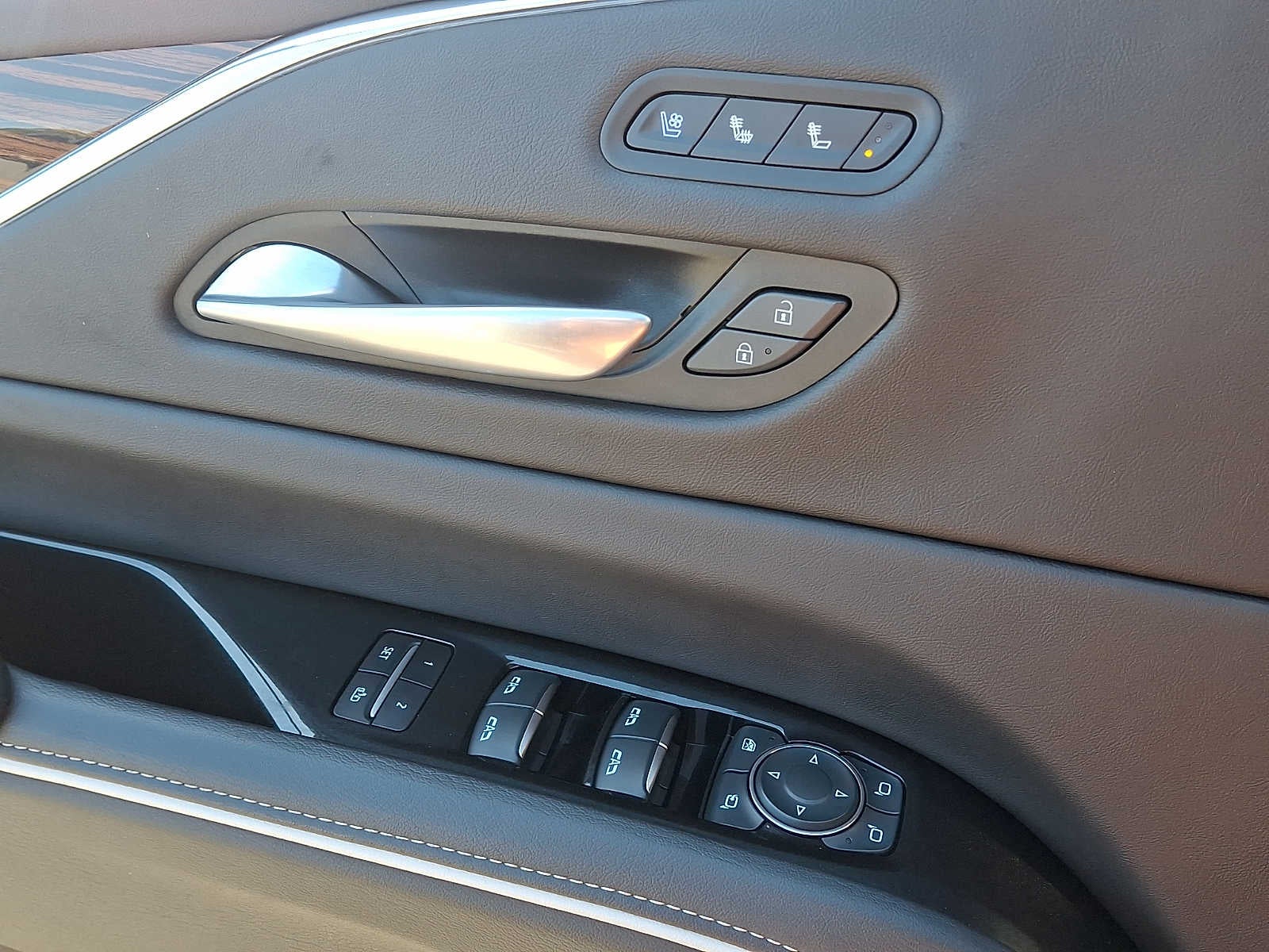2024 Cadillac Escalade ESV 4WD 4dr Premium Luxury
