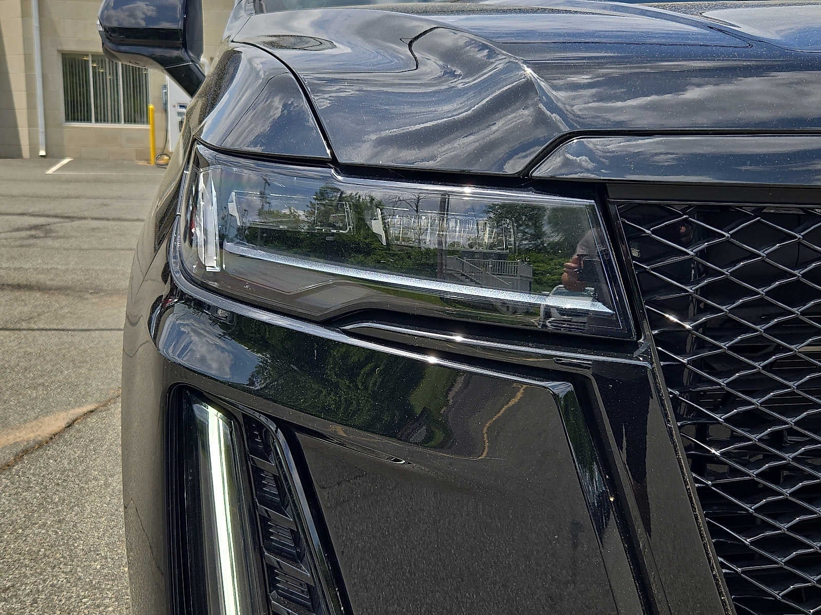 2023 Cadillac Escalade ESV AWD 4dr V-Series