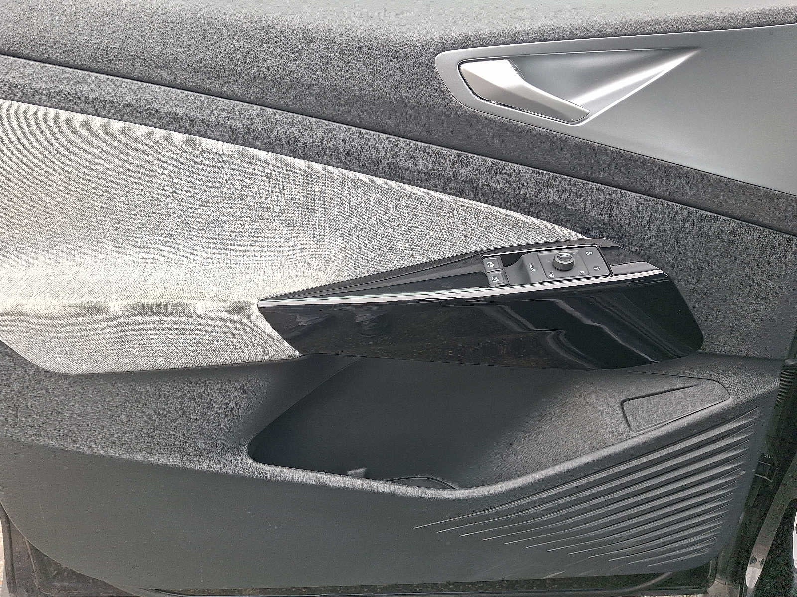 2023 Volkswagen ID.4 Pro RWD w/LG Battery