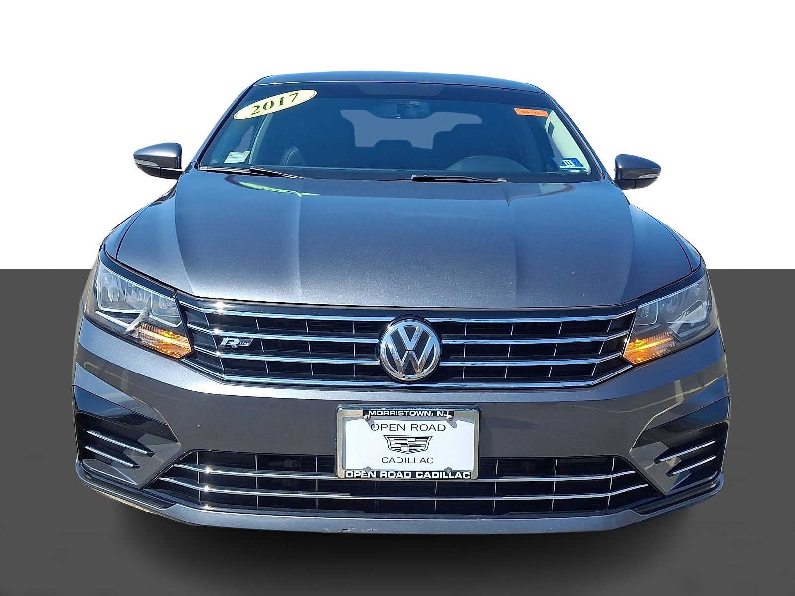 2017 Volkswagen Passat R-Line w/Comfort Pkg Auto