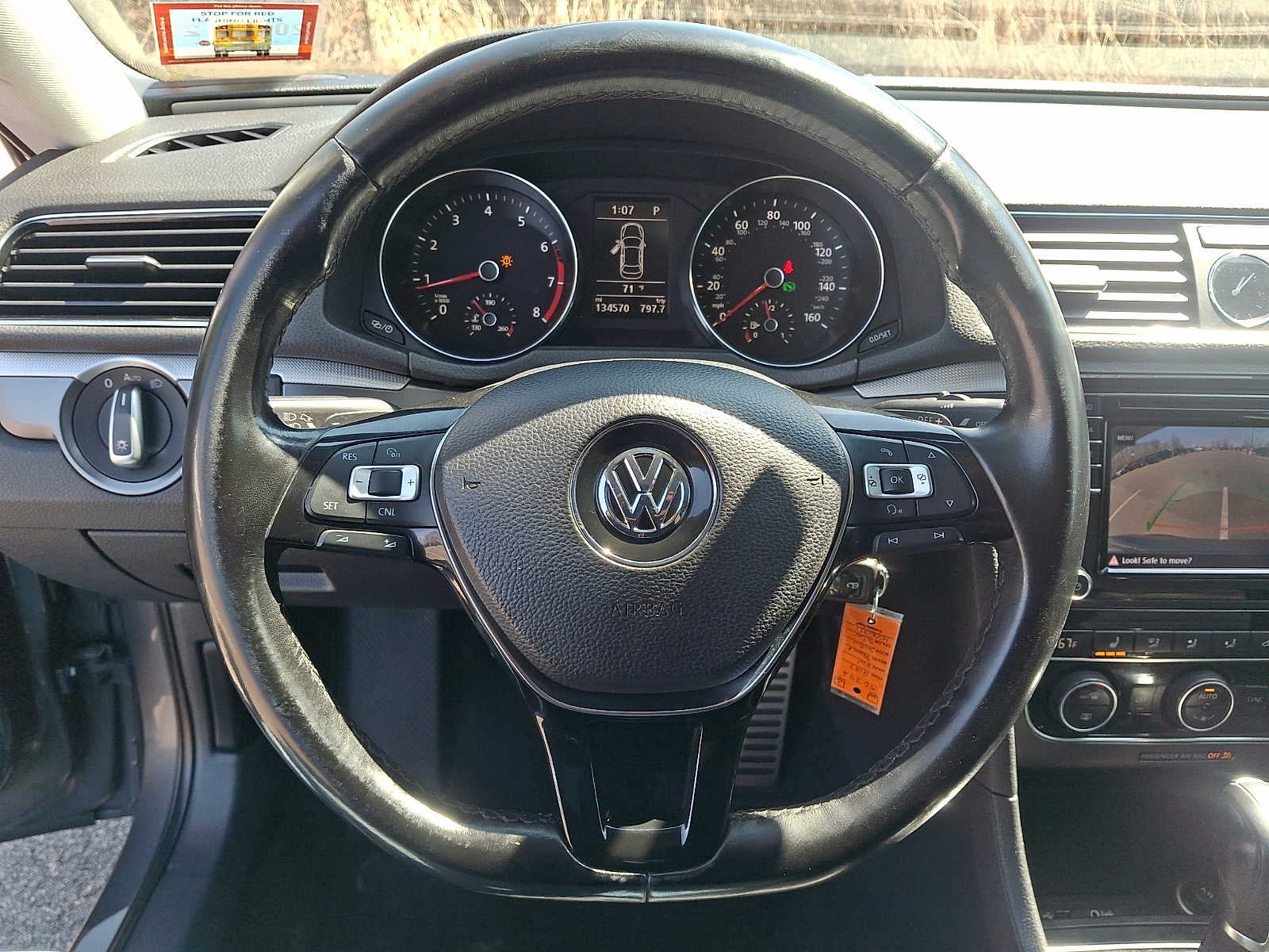 2017 Volkswagen Passat R-Line w/Comfort Pkg Auto