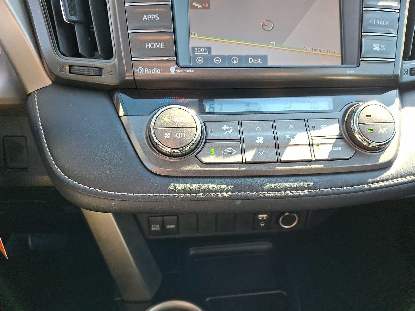 2015 Toyota RAV4 AWD 4dr XLE