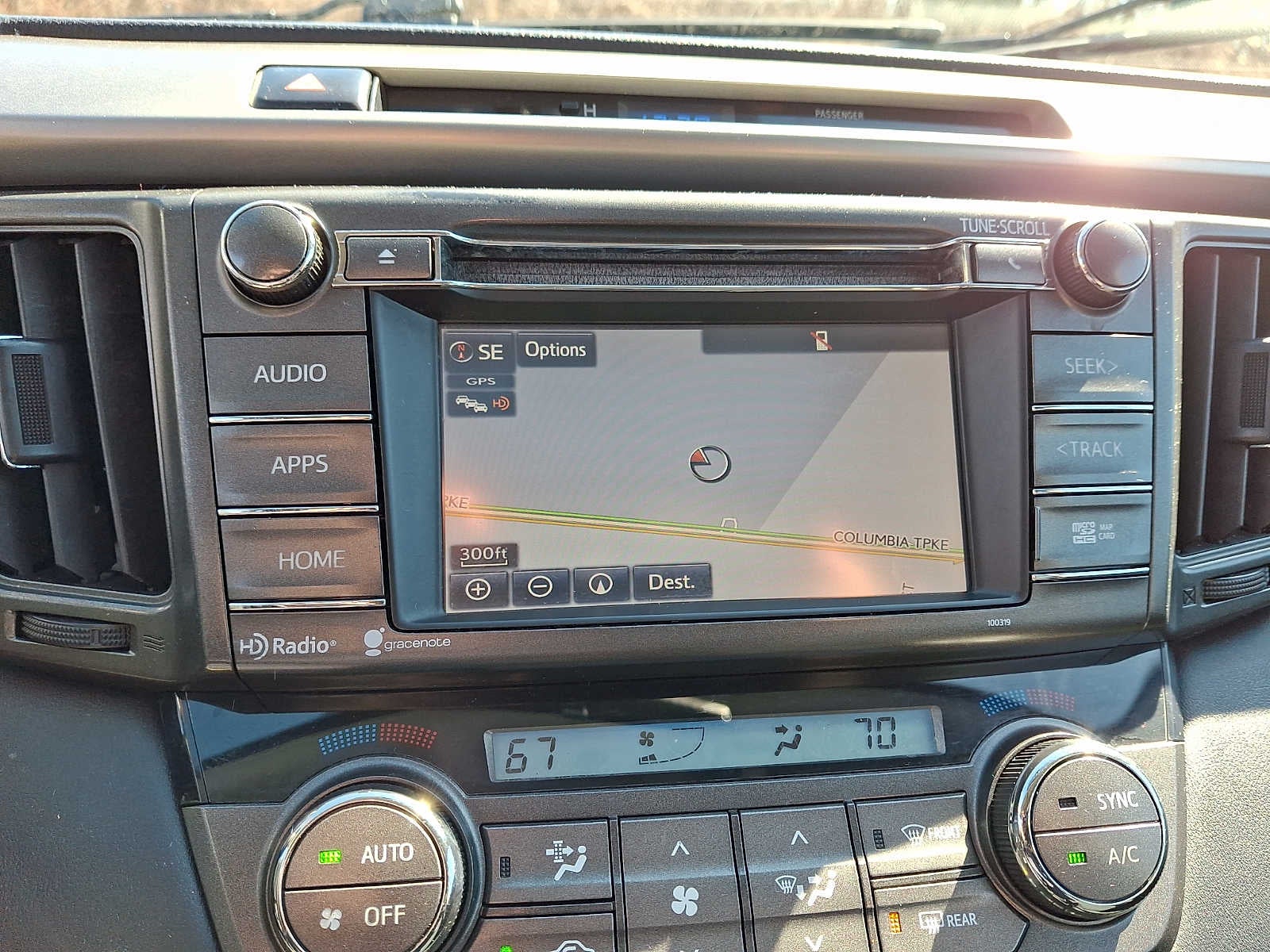 2015 Toyota RAV4 AWD 4dr XLE