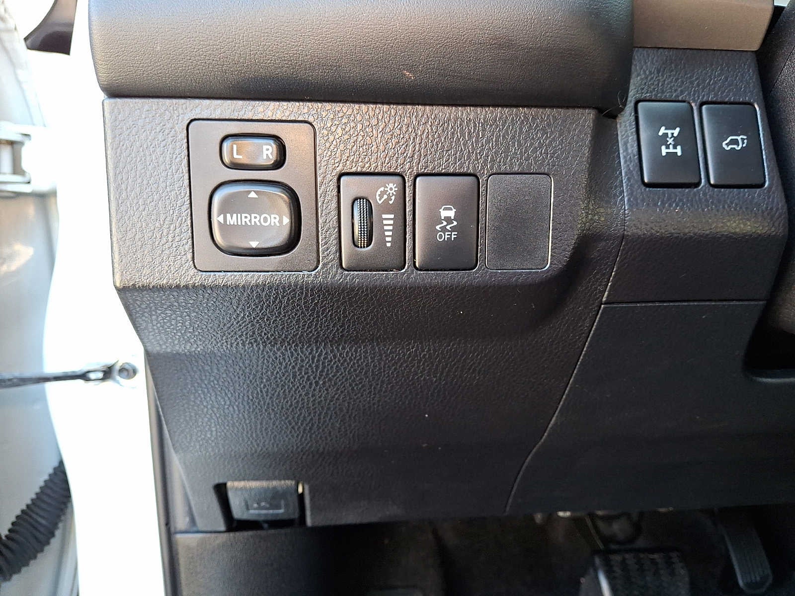 2015 Toyota RAV4 AWD 4dr XLE