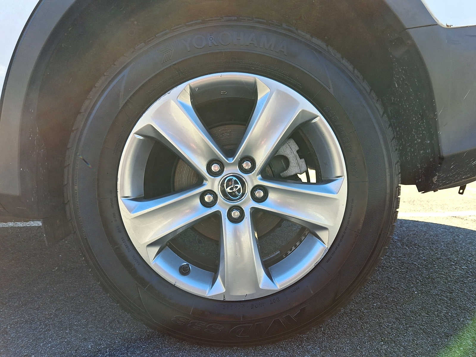 2015 Toyota RAV4 AWD 4dr XLE