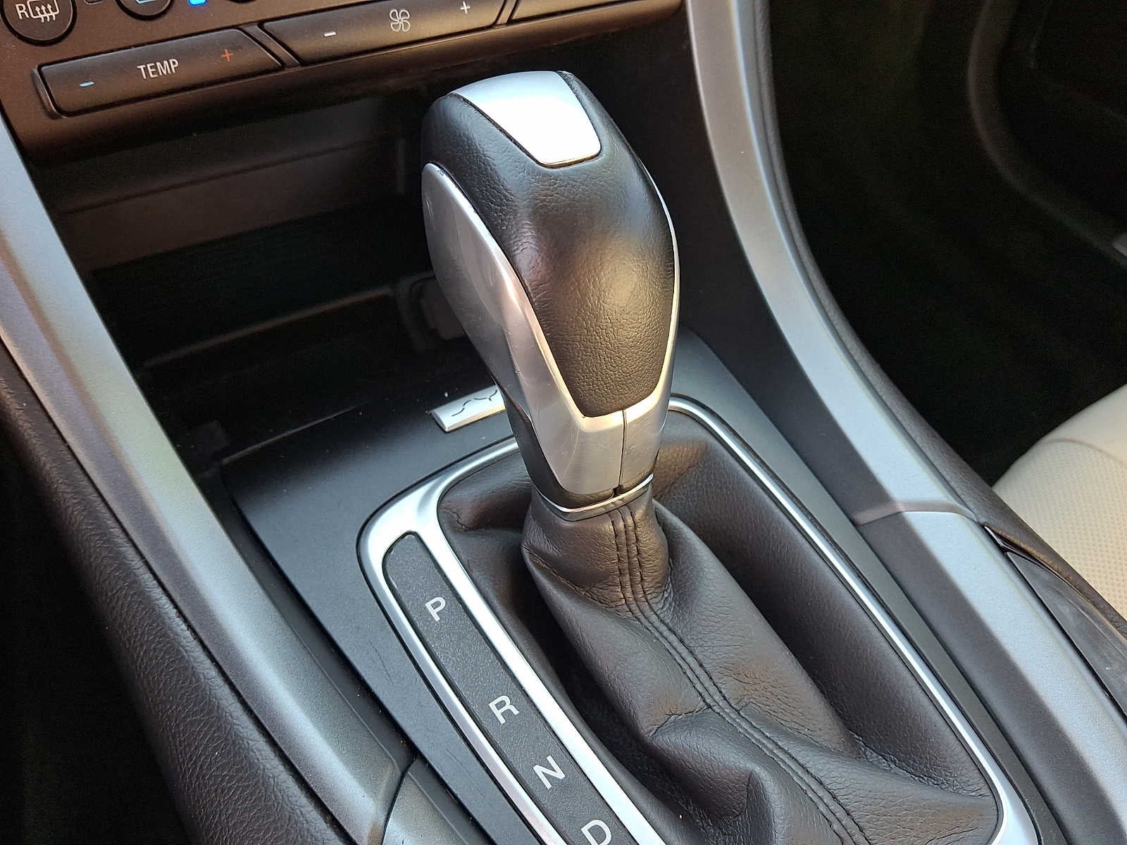 2016 Ford Fusion 4dr Sdn Titanium FWD