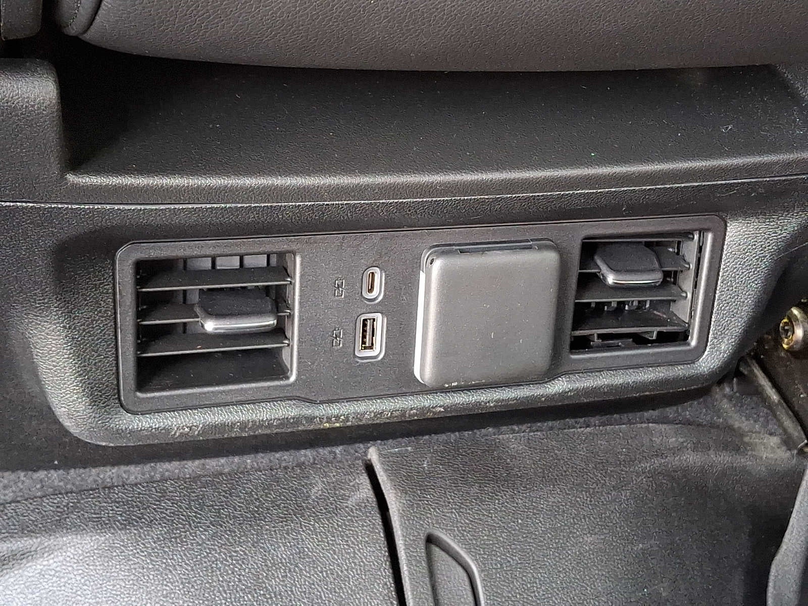 2022 Chevrolet Silverado 1500 4WD Crew Cab 147 LT Trail Boss