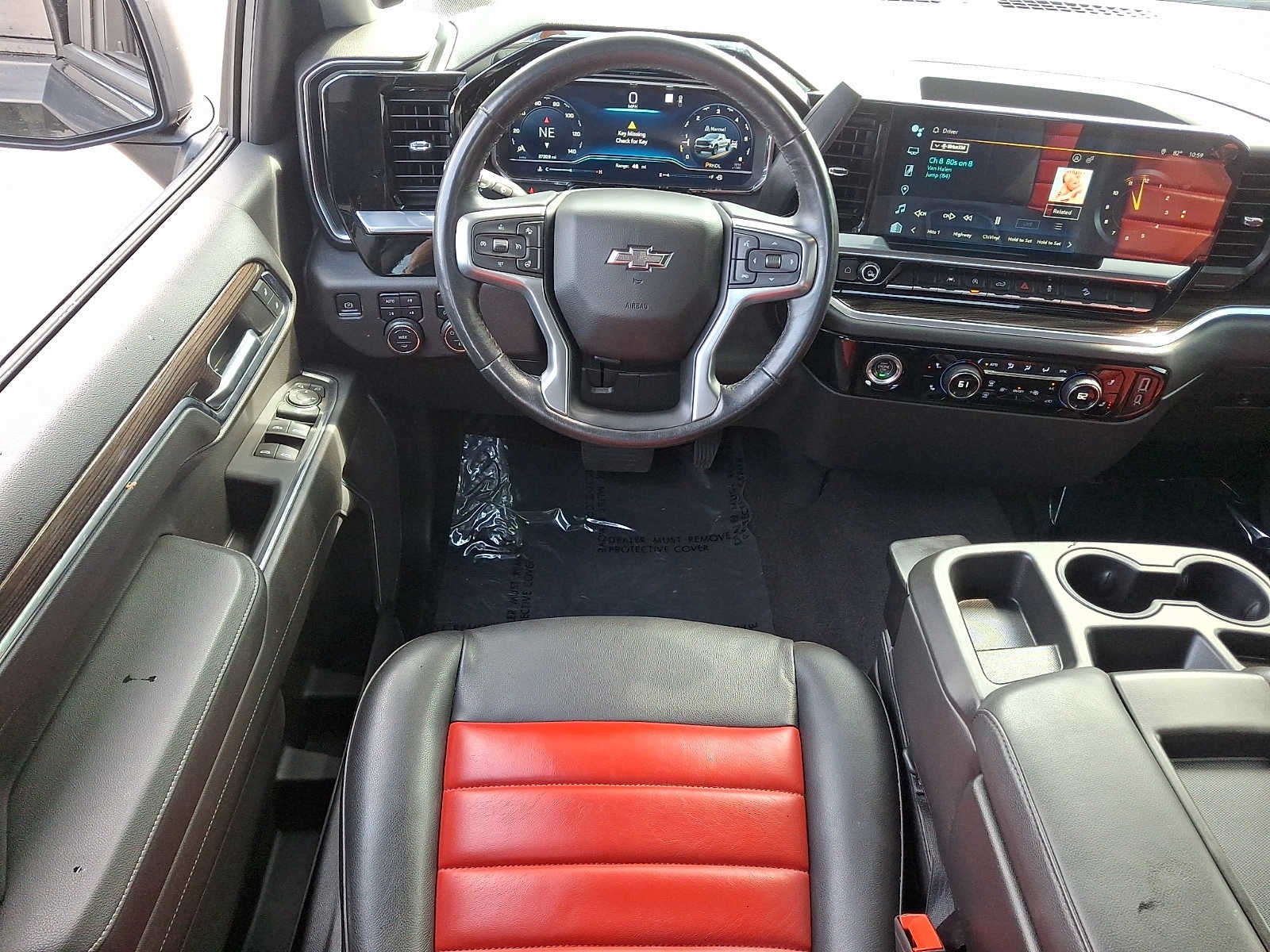 2022 Chevrolet Silverado 1500 4WD Crew Cab 147 LT Trail Boss