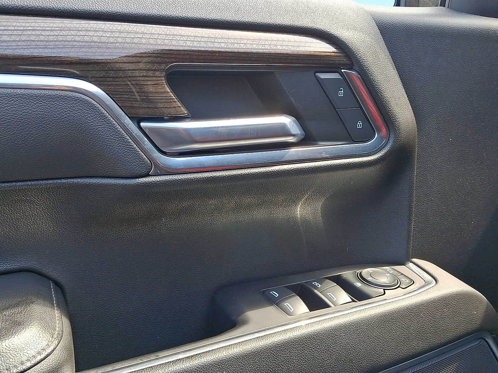 2022 Chevrolet Silverado 1500 4WD Crew Cab 147 LT Trail Boss
