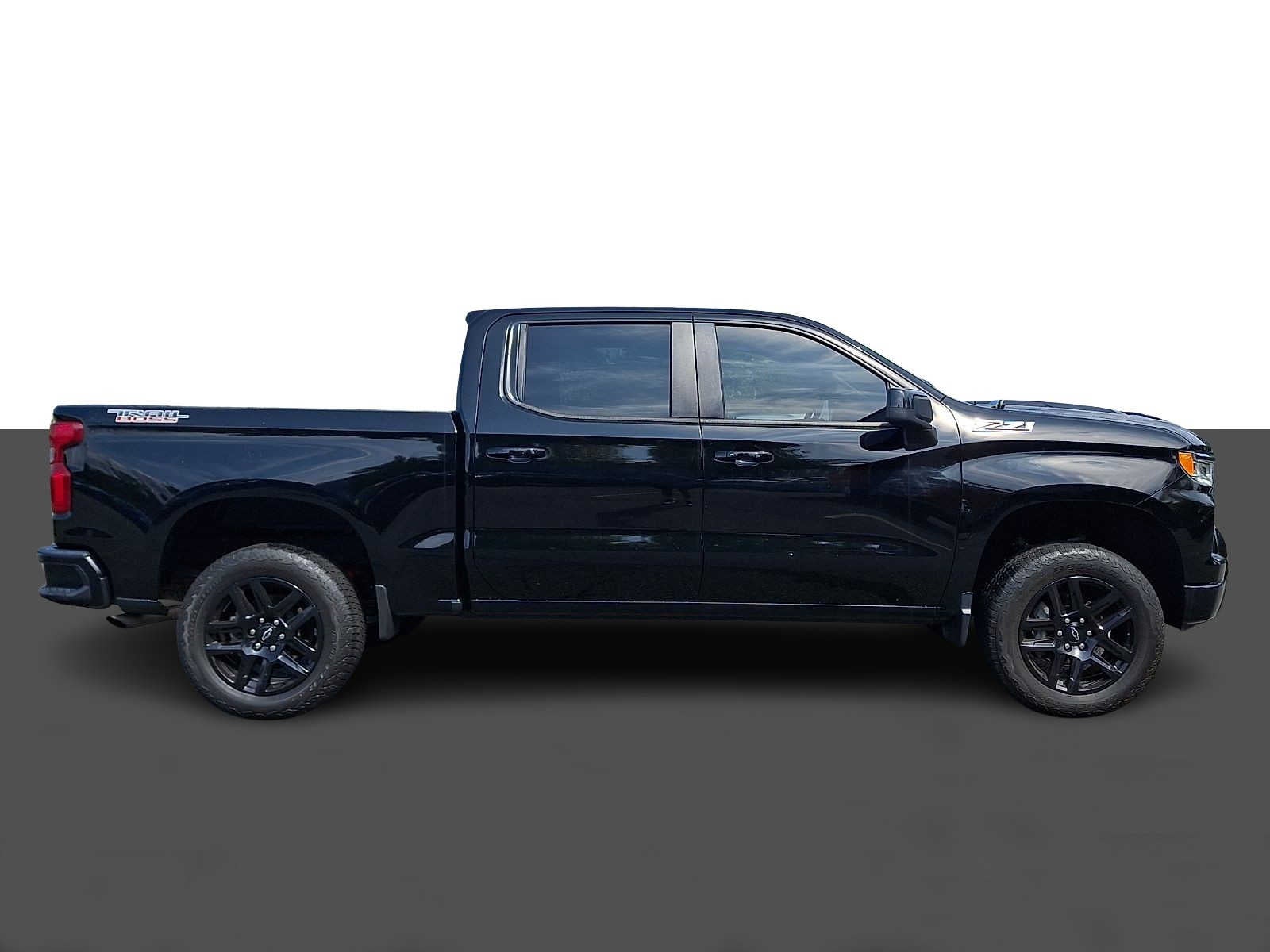 2022 Chevrolet Silverado 1500 4WD Crew Cab 147 LT Trail Boss