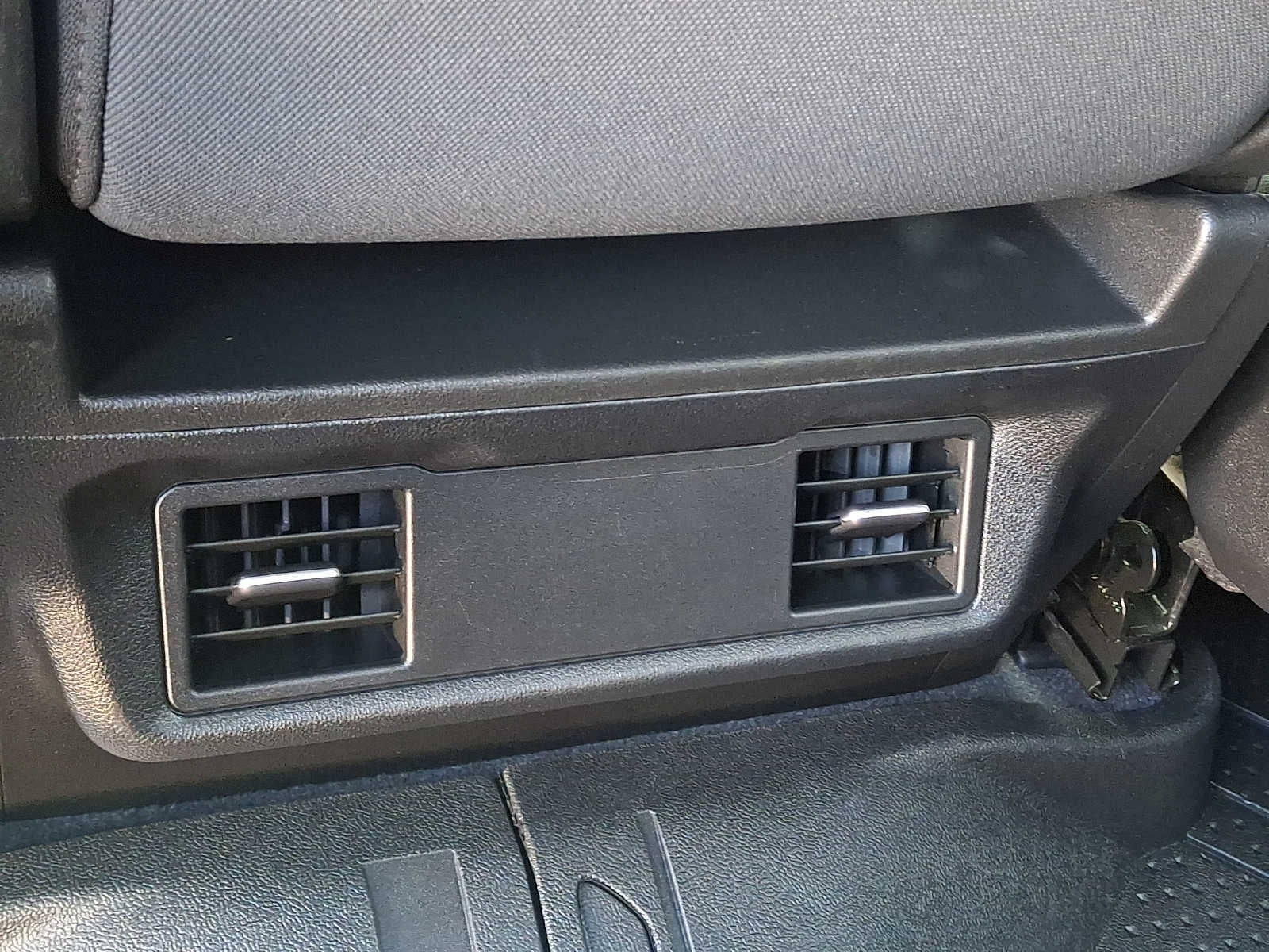 2021 Chevrolet Silverado 1500 4WD Crew Cab 147 Custom