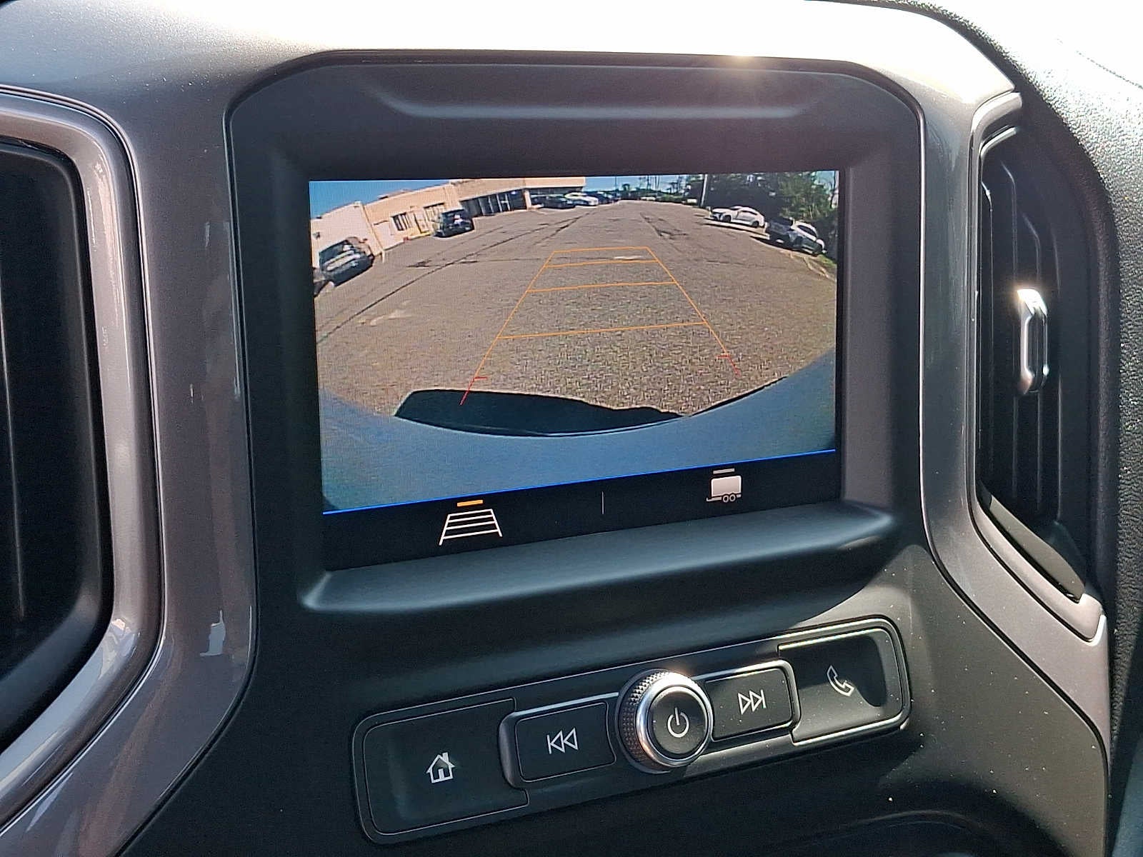 2021 Chevrolet Silverado 1500 4WD Crew Cab 147 Custom