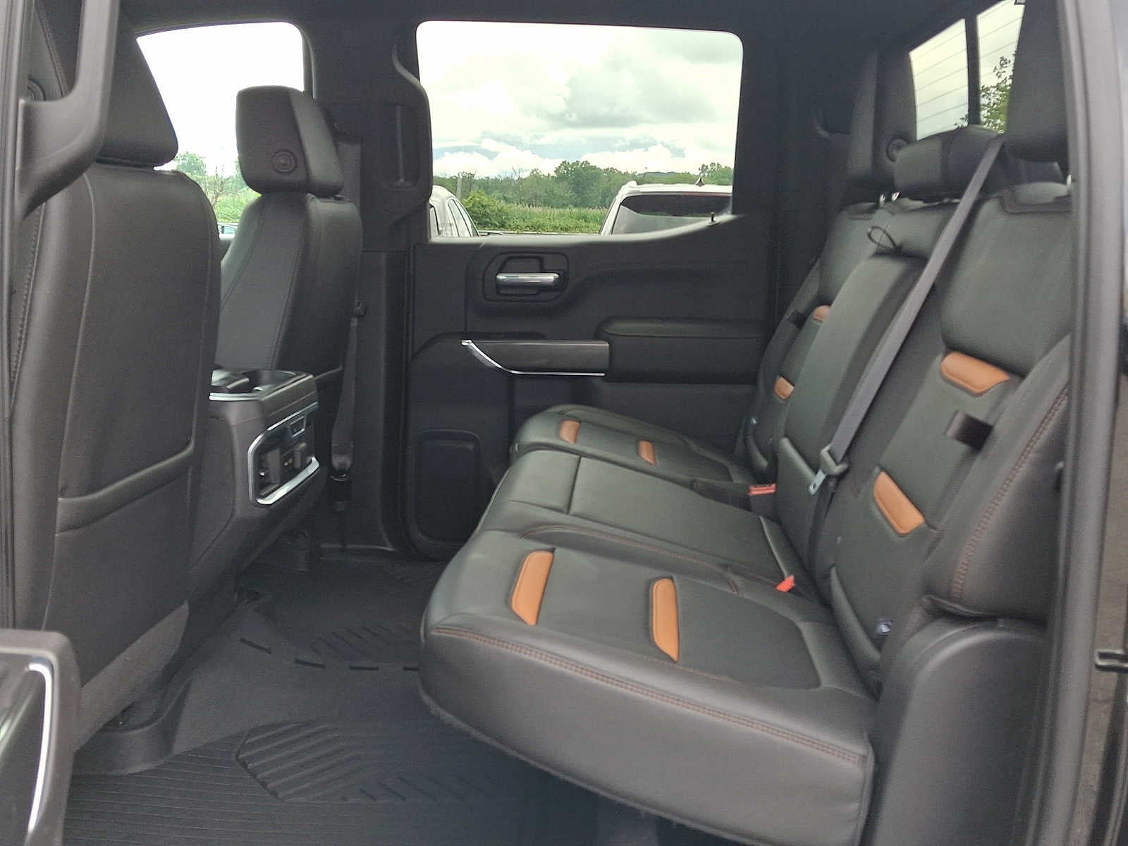2020 GMC Sierra 1500 4WD Crew Cab 147 AT4