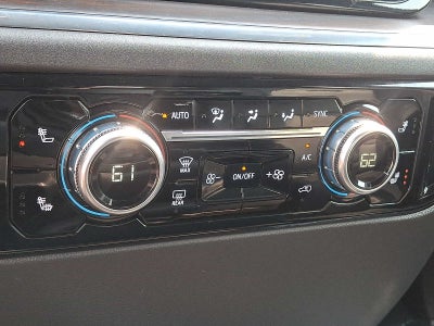 2025 GMC Sierra 1500 4WD Crew Cab 147 SLT