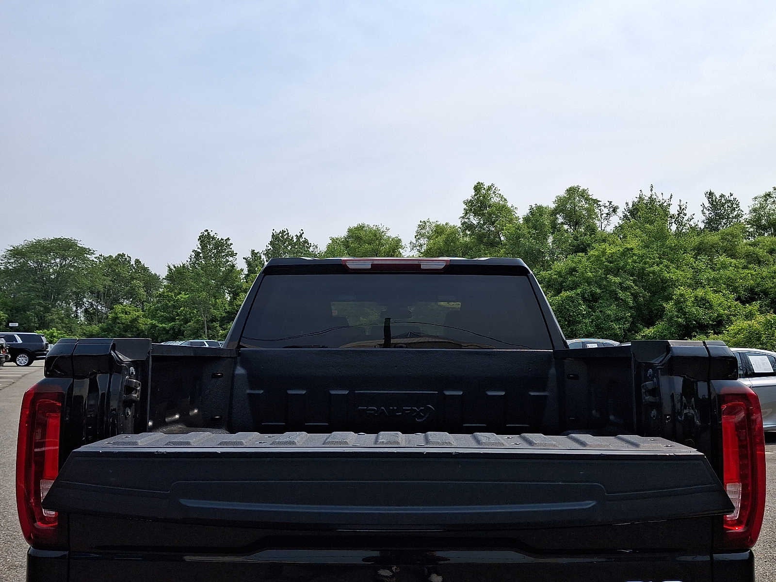 2025 GMC Sierra 1500 4WD Crew Cab 147 SLT