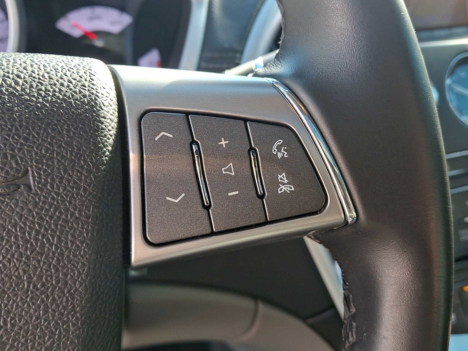 2011 Cadillac SRX FWD 4dr Luxury Collection