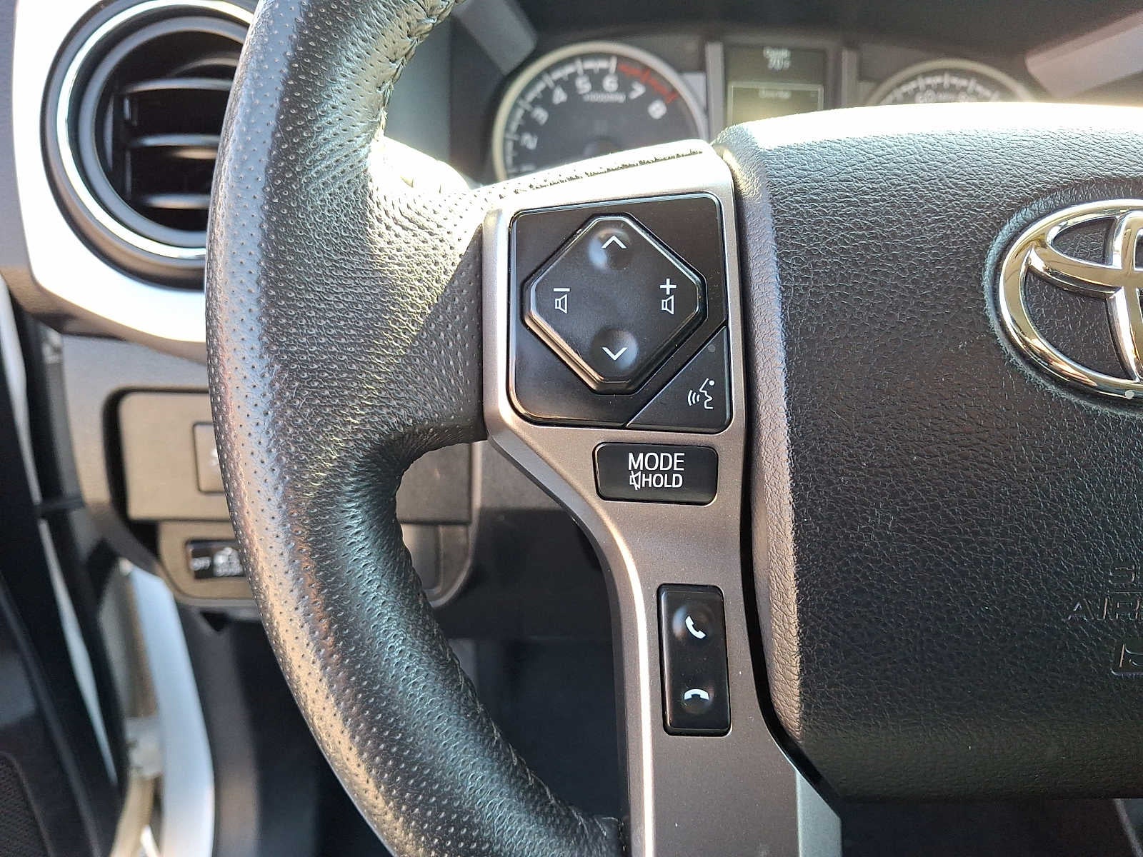 2023 Toyota Tacoma SR5 Double Cab 5 Bed V6 AT