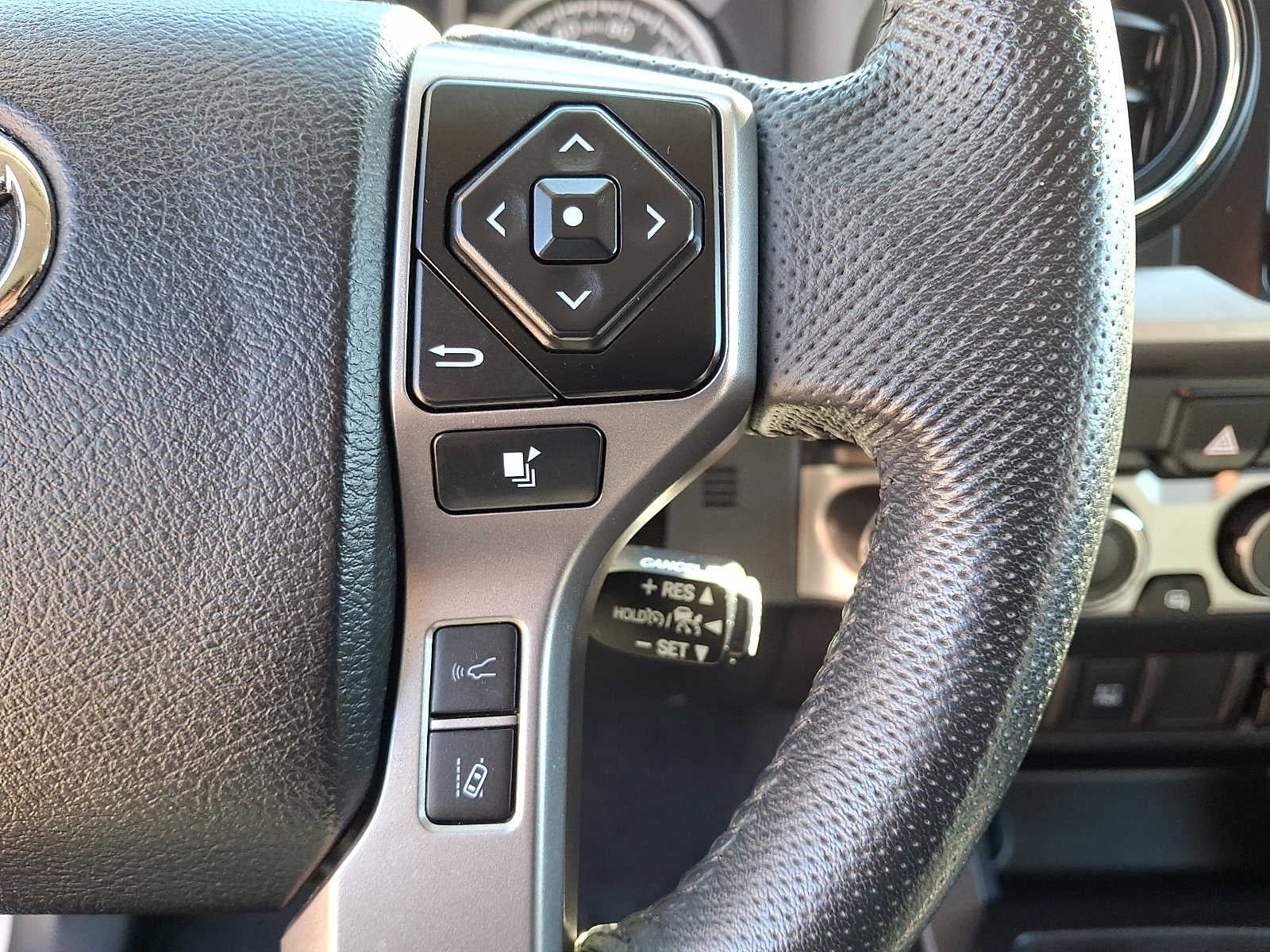 2023 Toyota Tacoma SR5 Double Cab 5 Bed V6 AT