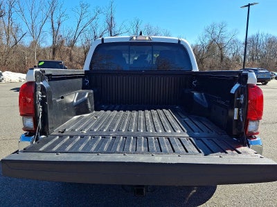 2023 Toyota Tacoma SR5 Double Cab 5 Bed V6 AT