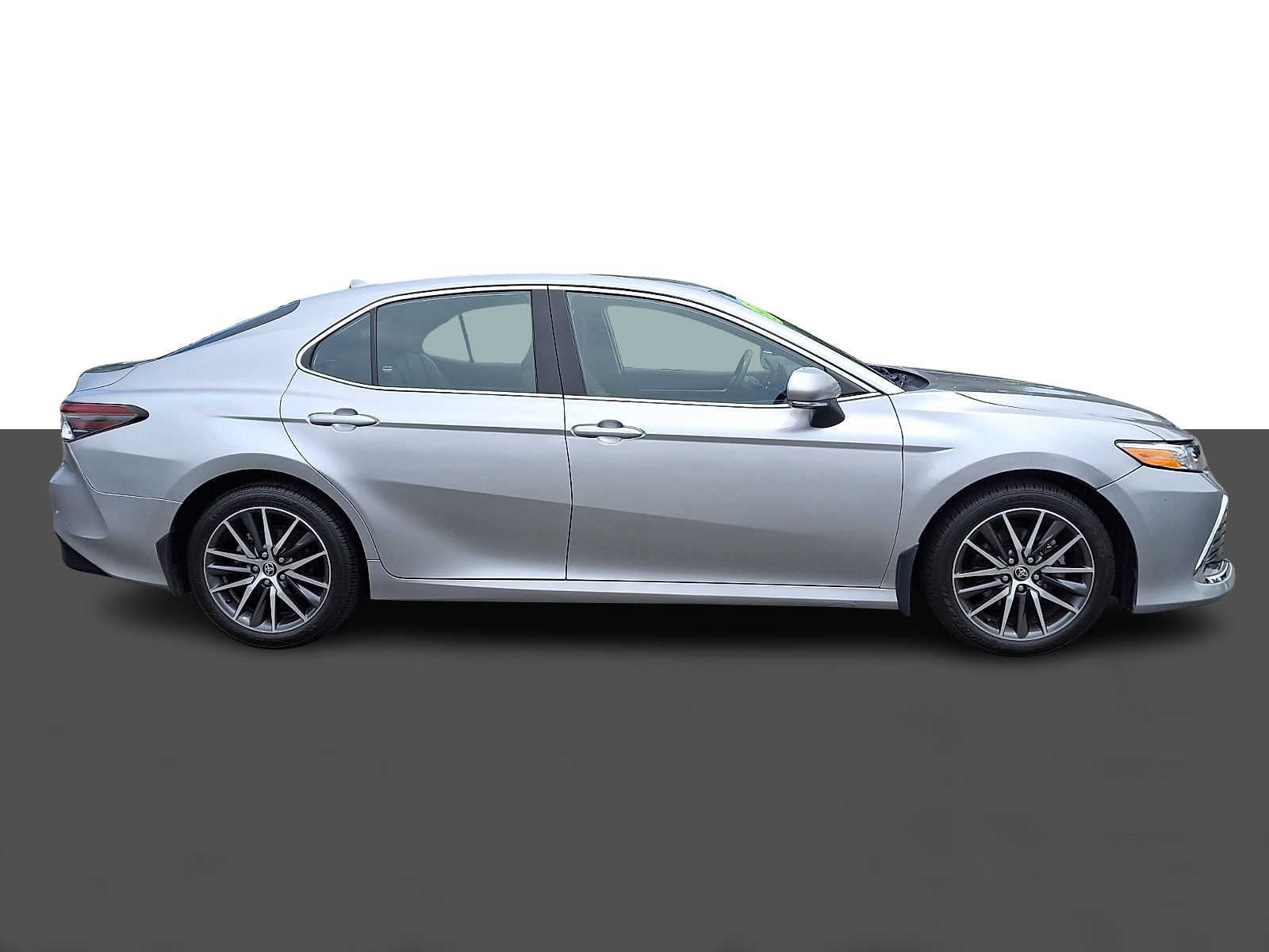 2023 Toyota Camry Hybrid XLE CVT
