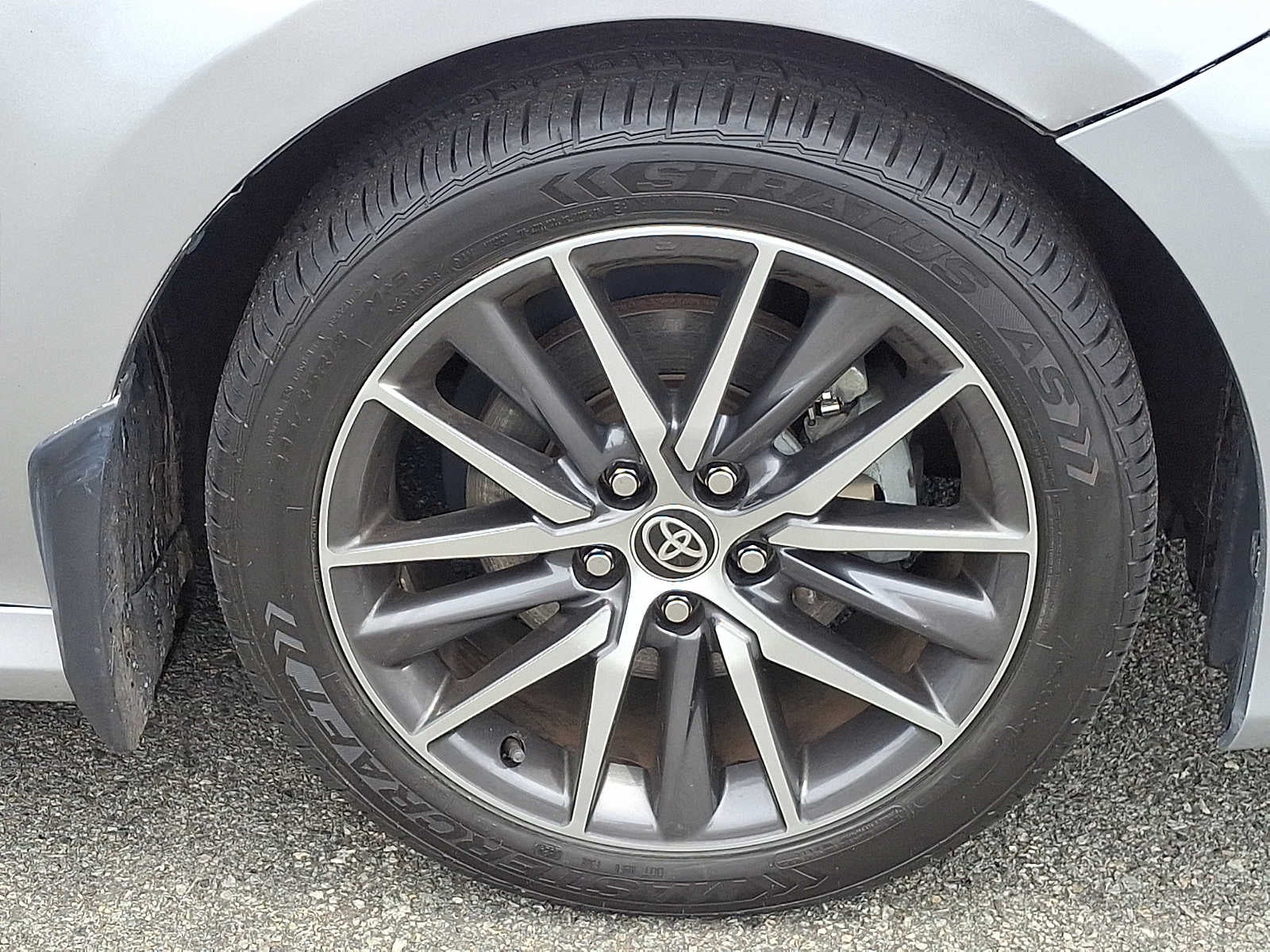 2023 Toyota Camry Hybrid XLE CVT