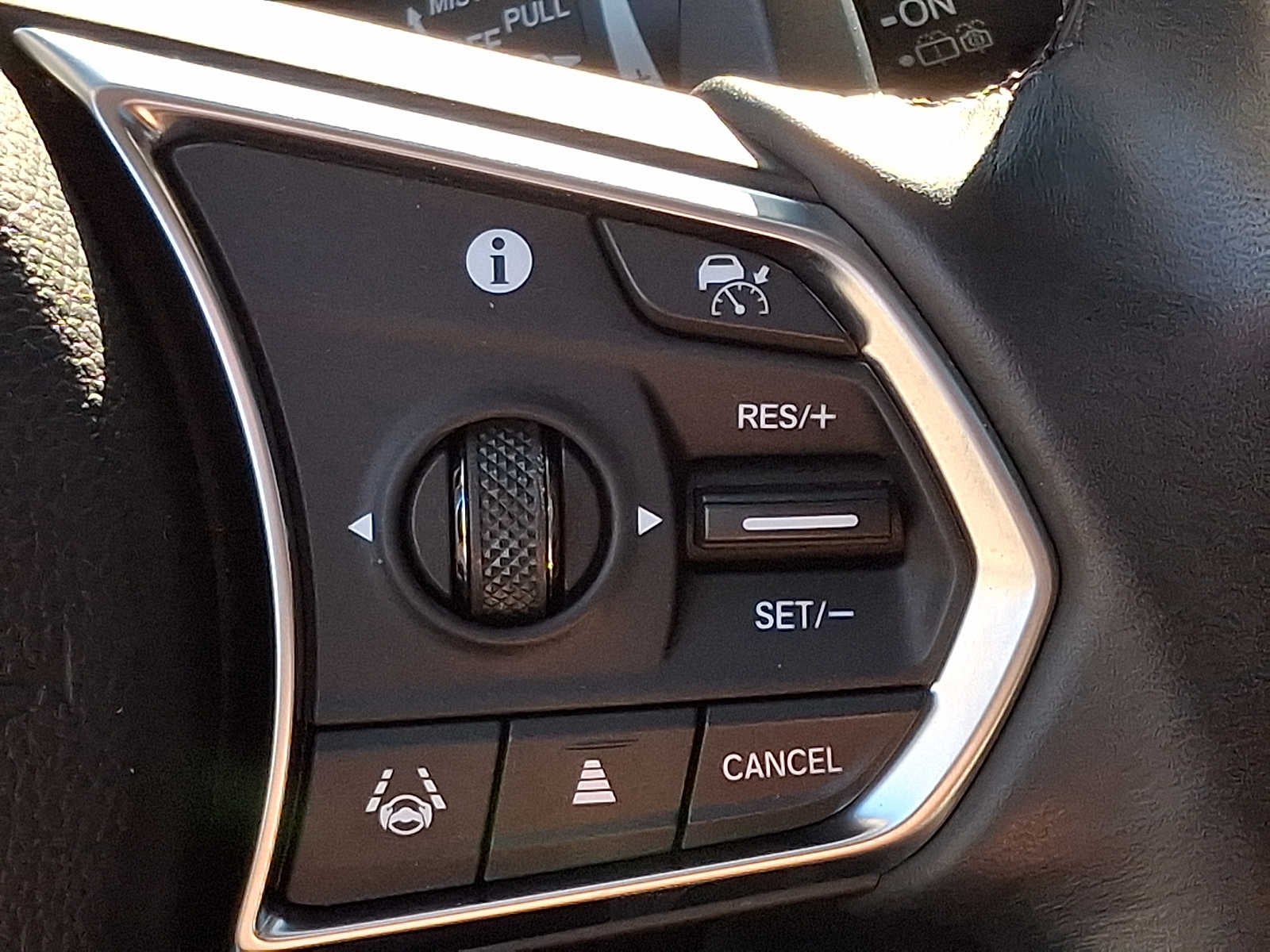 2023 Acura MDX SH-AWD w/Advance Package