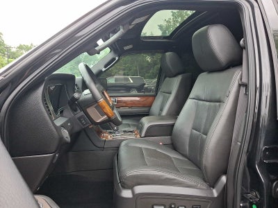 2011 Lincoln Navigator 4WD 4dr