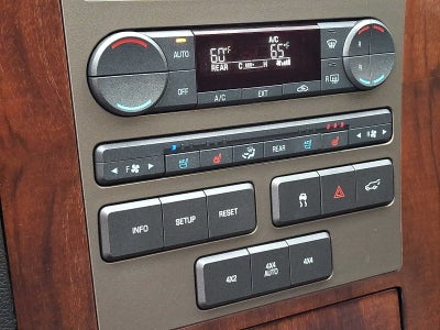 2011 Lincoln Navigator 4WD 4dr