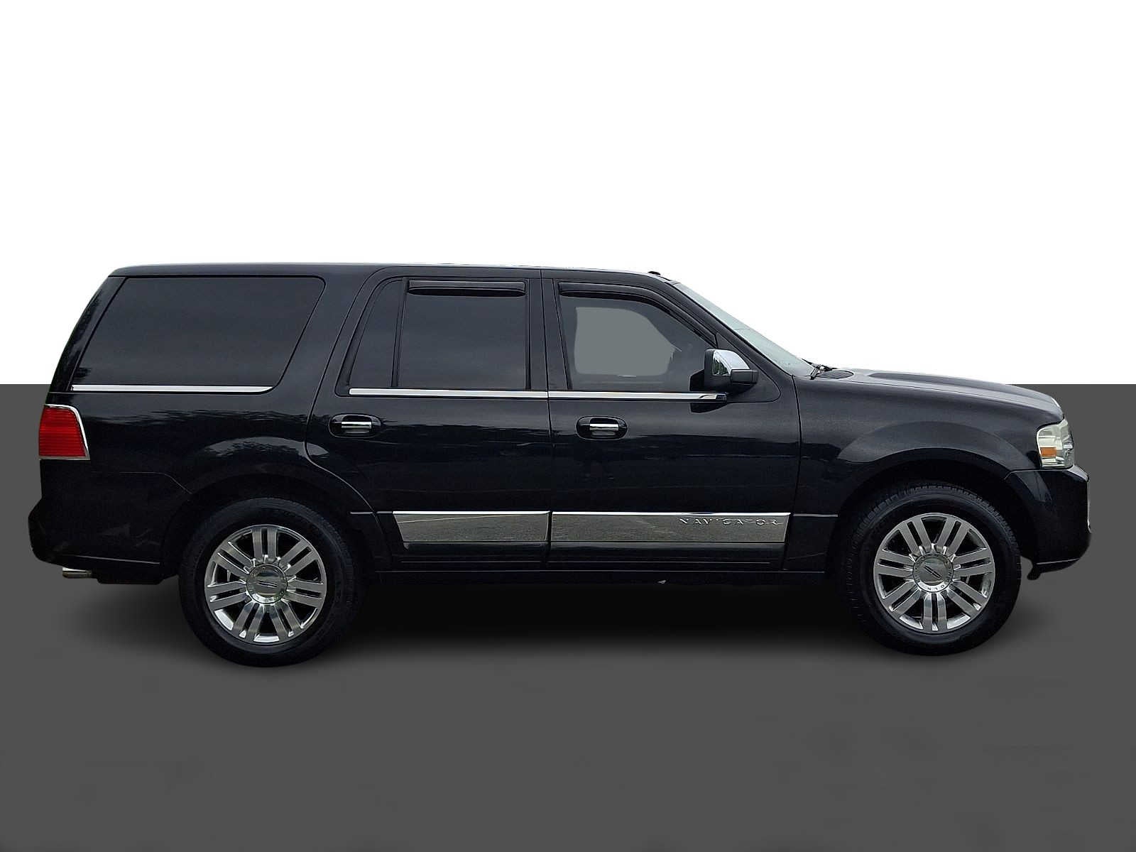 2011 Lincoln Navigator 4WD 4dr