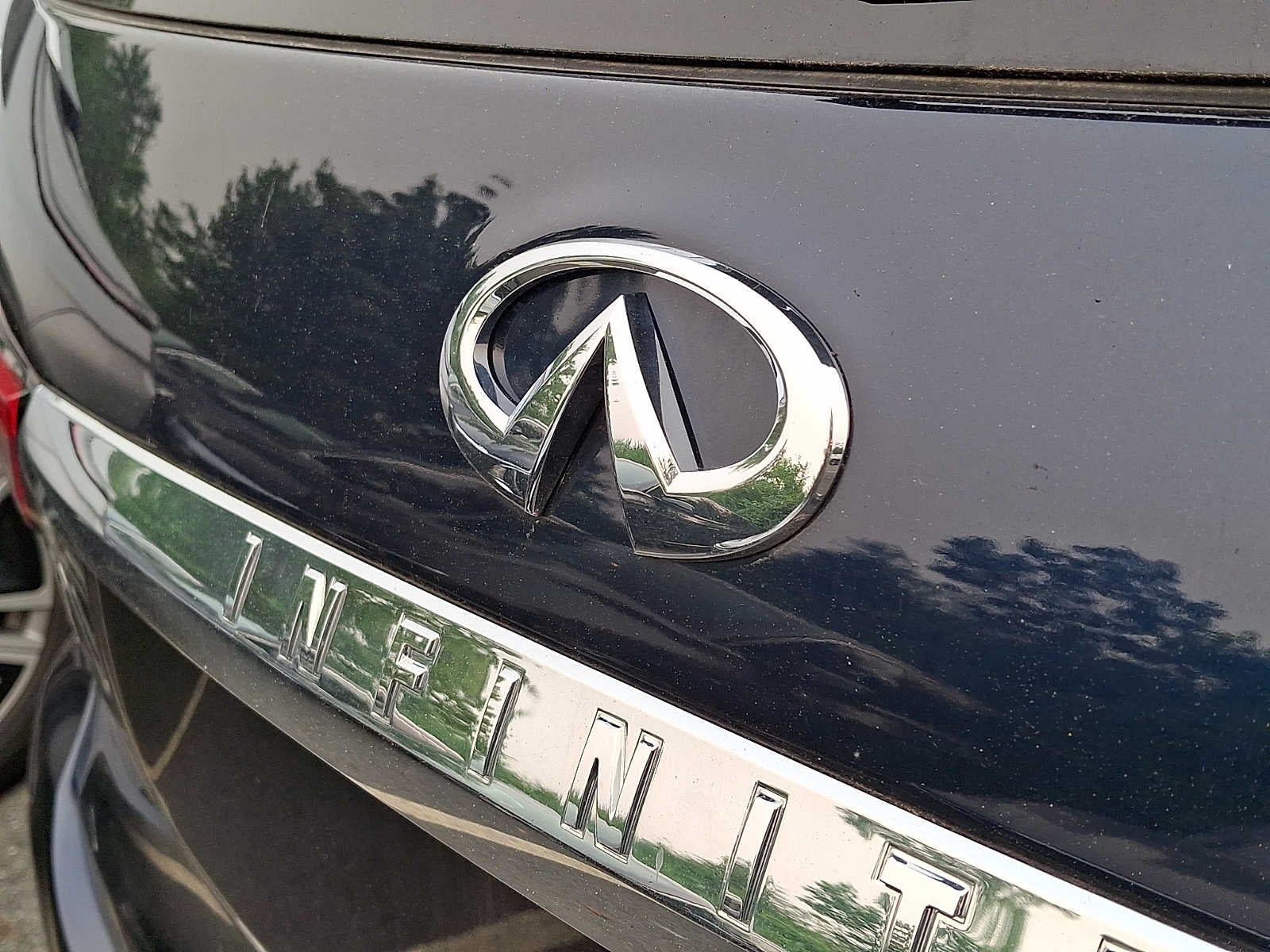 2019 INFINITI QX60 LUXE AWD