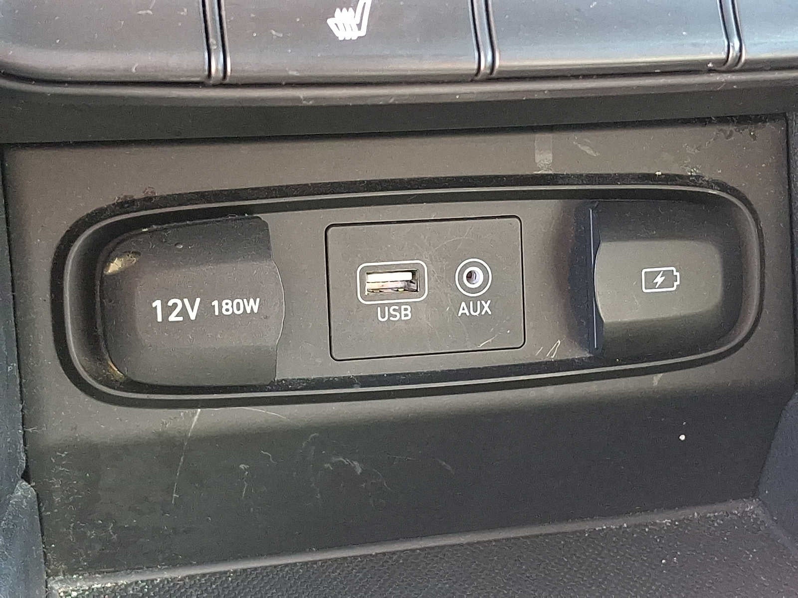 2020 Hyundai Santa Fe SEL 2.4L Auto AWD