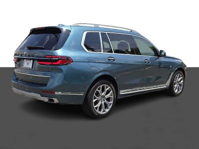 2025 BMW X7 xDrive40i Sports Activity Vehicle