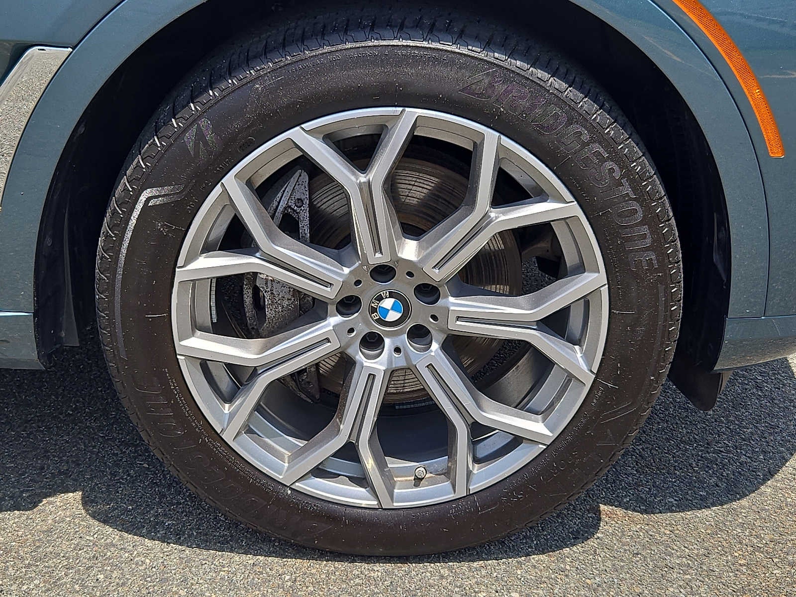 2025 BMW X7 xDrive40i Sports Activity Vehicle