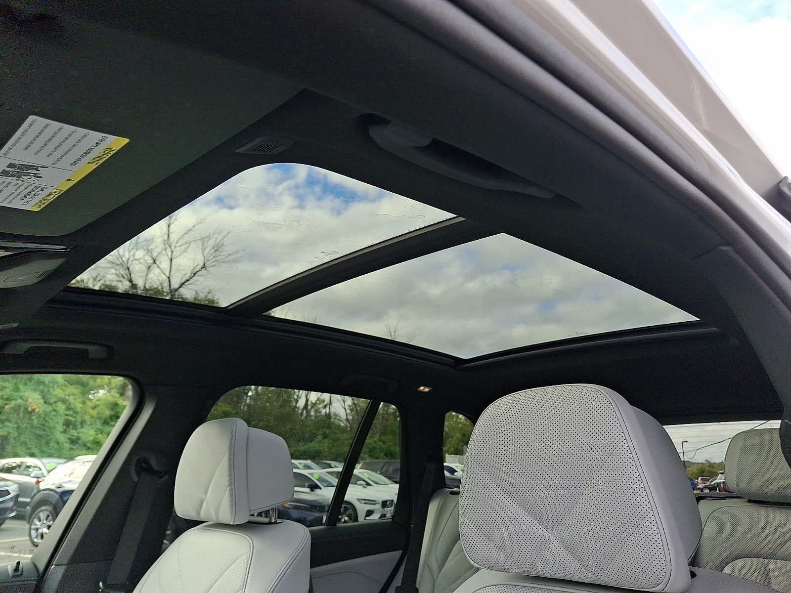 2026 BMW X5 M60i Sports Activity Vehicle