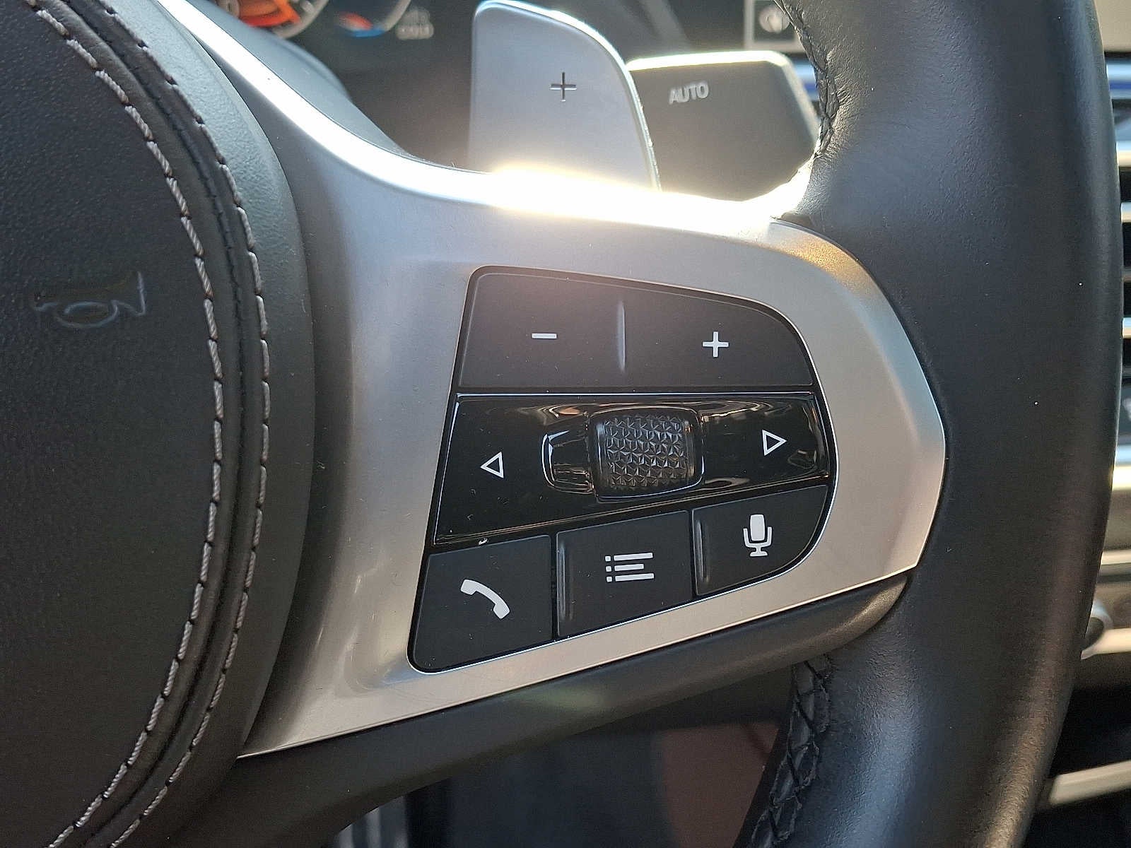 2023 BMW X6 xDrive40i Sports Activity Coupe