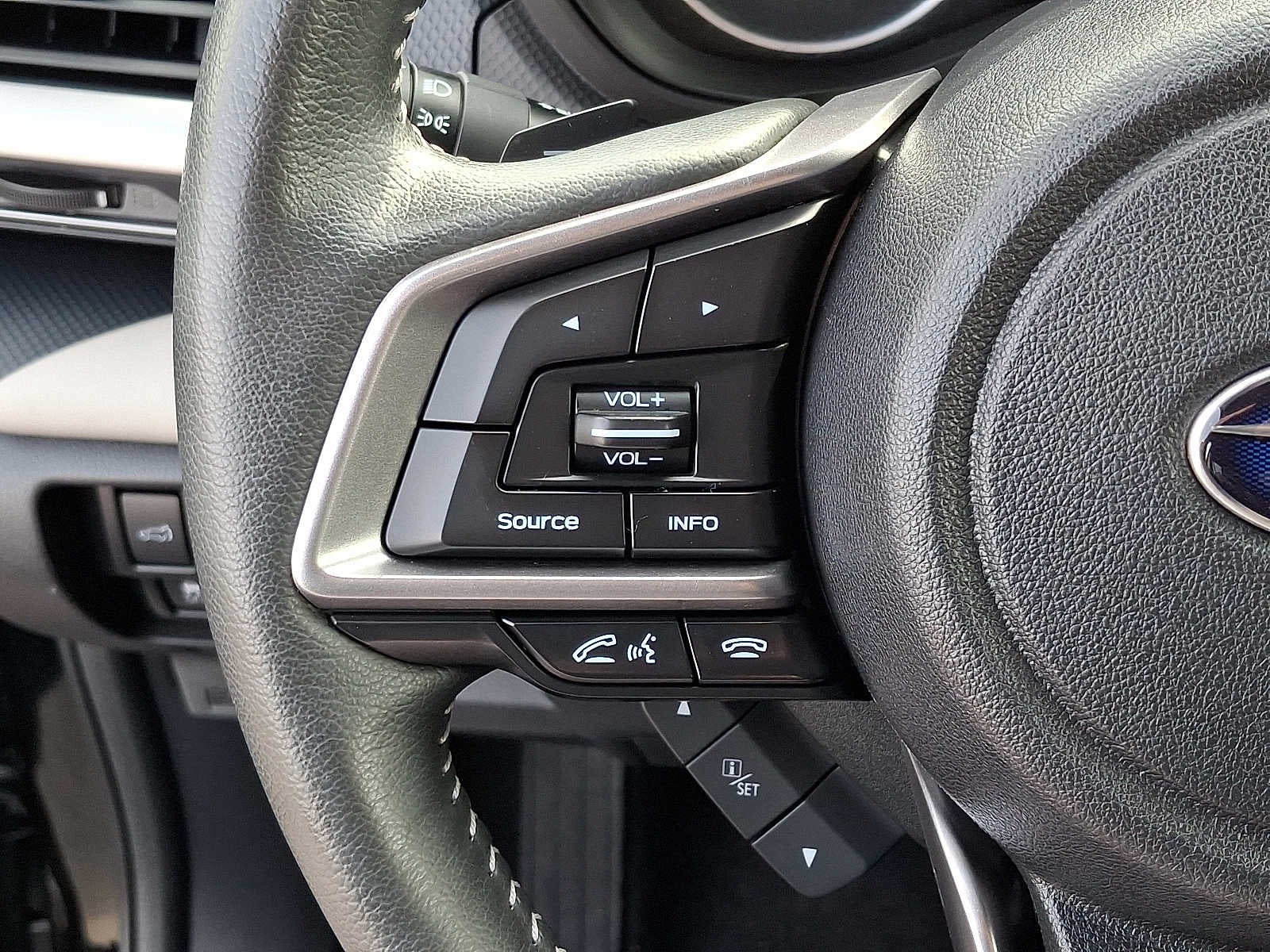 2023 Subaru Forester Limited CVT