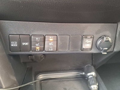 2016 Toyota RAV4 AWD 4dr SE
