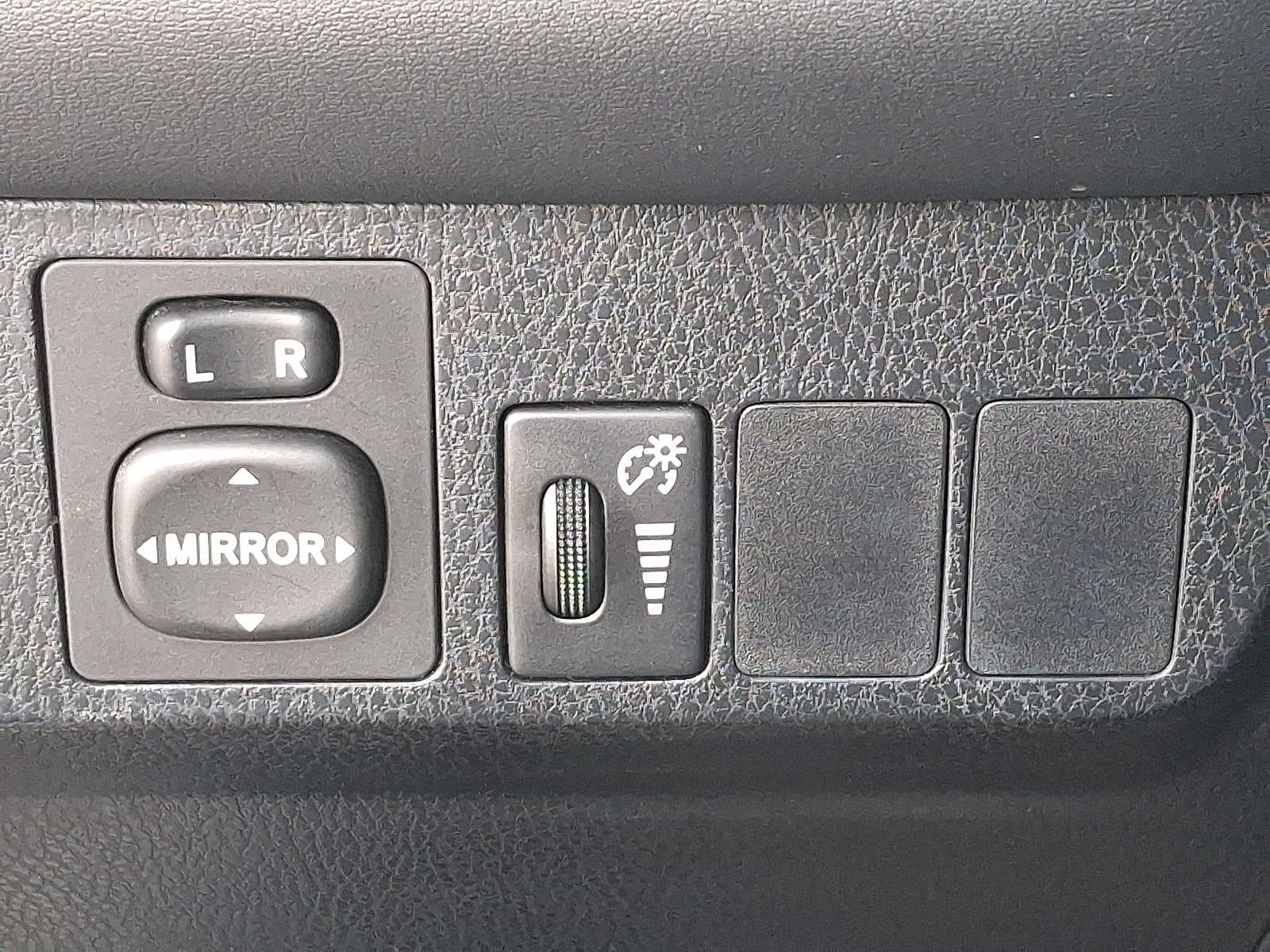 2016 Toyota RAV4 AWD 4dr SE