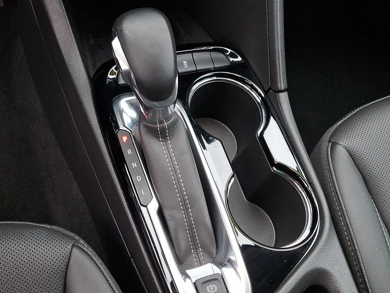 2024 Buick Encore GX FWD 4dr Sport Touring