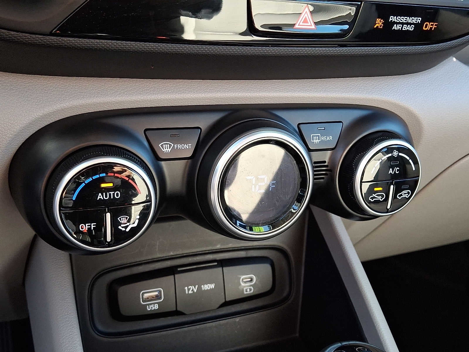 2024 Hyundai Venue SEL IVT
