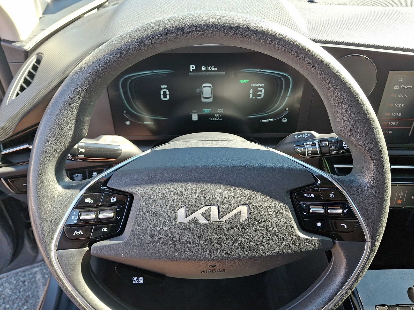 2025 Kia Niro LX FWD