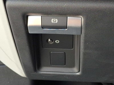 2023 Land Rover Defender 110 SE AWD