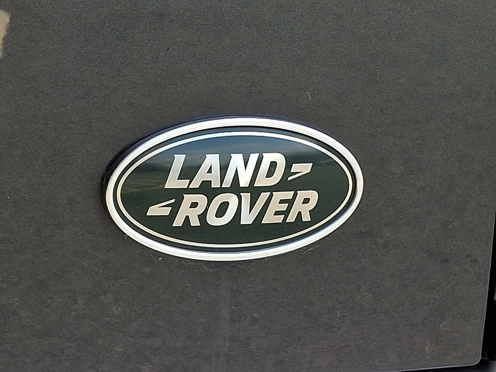 2023 Land Rover Defender 110 SE AWD